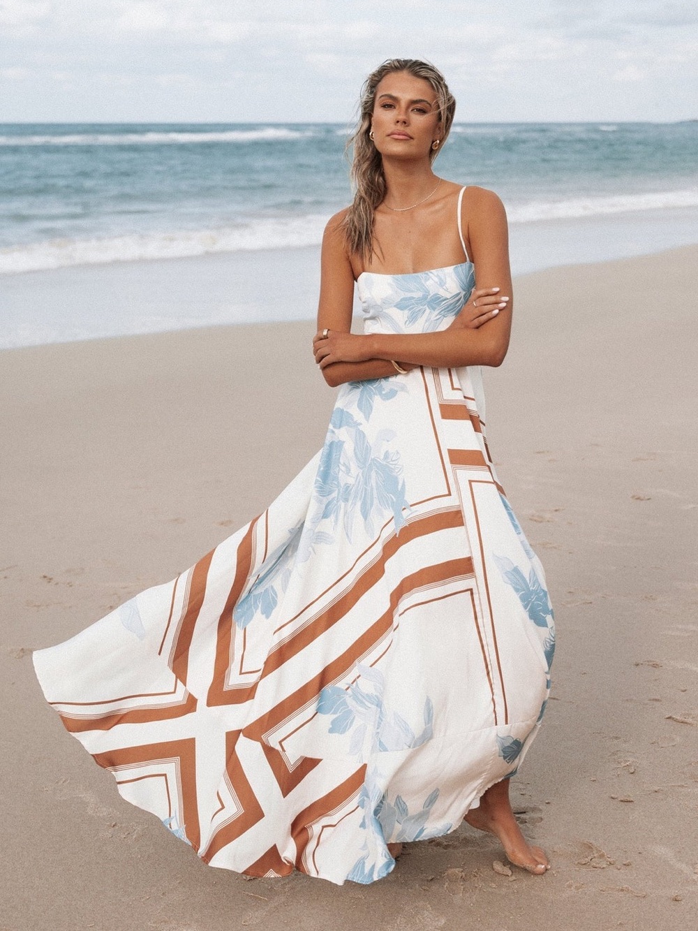 Petal & Pup Elanor Maxi Dress Small